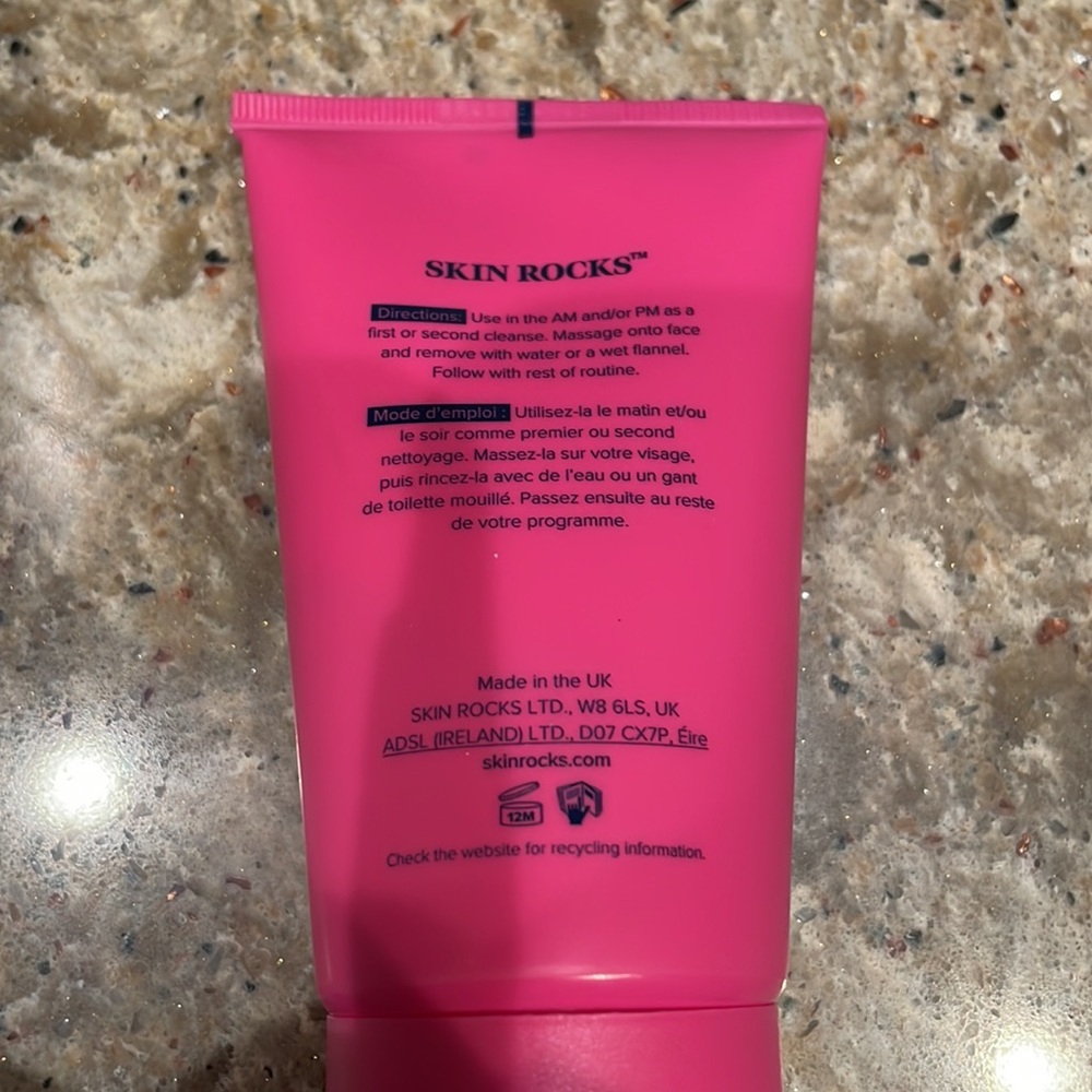 NEW SKIN ROCKS THE CREAM CLEANSER - Picture 7 of 7